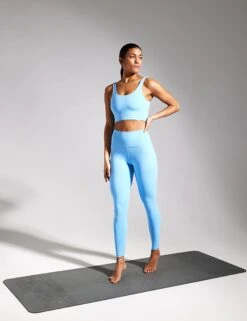Fundamentals Bra - Sky Blue -Outlet Elevate Activewear Store 070223 TSE EDITORIAL 0006 61873163 77c2 42db b32e 55d7c0bf5fdf