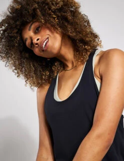 Don't Get It Twisted Tank - Black -Outlet Elevate Activewear Store Alo Yoga DON T GET IT TWISTED TANK W2709R BLACK 0027