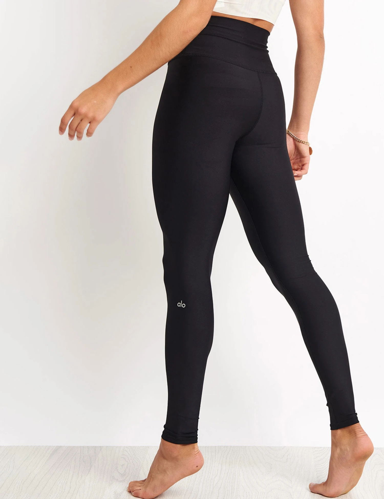 High Waisted Airlift Leggings - Black 2 High Waisted Airlift Leggings - Black - Image 2