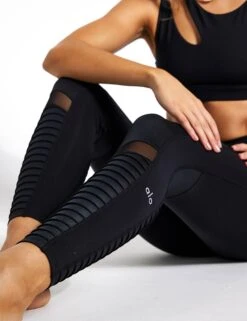 High Waisted Moto Legging Black/Glossy -Outlet Elevate Activewear Store Alo Yoga High Waist Moto Legging w5494r Black 0005