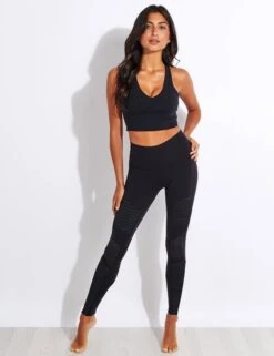 Airbrush Real Bra Tank - Black -Outlet Elevate Activewear Store Alo Yoga REAL BRA TANK W9277R BLACK 0015