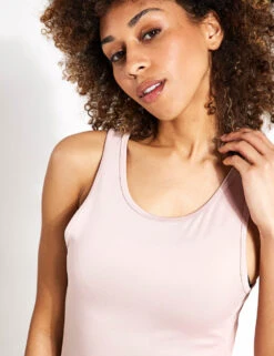 Born Daila Tank - Pink Soft -Outlet Elevate Activewear Store BORN Daila Top P22CS21 C PIN 0026