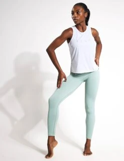 Born Keira Tank - White -Outlet Elevate Activewear Store BORN Keira Tank Top OI23CS55 C WH White 0015