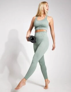 Born Nilay Seamless Legging - Sage -Outlet Elevate Activewear Store BORN Nilay Seamless Legging I22SM80 L Sage 0002