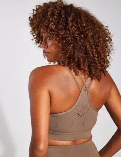 Born Saril Bra - Walnut -Outlet Elevate Activewear Store BORN Saril Perf Bra O22CS40 B W Walnut 0003