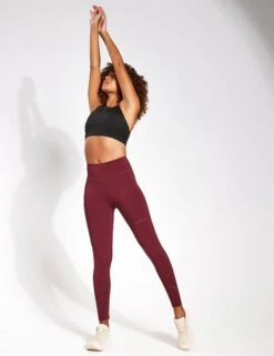 Born Saril Legging - Bordeaux 7 Born Saril Legging - Bordeaux -Outlet Elevate Activewear Store BORN Saril Perf Legging O22CS41 L B Bordeaux 0002