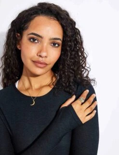 Beyond Yoga Featherweight Classic Crew Pullover - Darkest Night -Outlet Elevate Activewear Store Beyond Yoga CF Featherweight Classic Crew Pullover LWSD7575 Darkest Night 0020