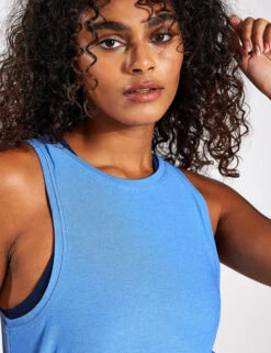 Beyond Yoga Featherweight Rebalance Tank - Sky Blue Heather 6 Beyond Yoga Featherweight Rebalance Tank - Sky Blue Heather -Outlet Elevate Activewear Store Beyond Yoga FEATHERWEIGHT REBALANCE TANK LWSD4612BLU SKY BLUE HEATHER 0004