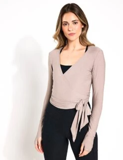 Beyond Yoga Featherweight Waist No Time Wrap Top - Birch Heather