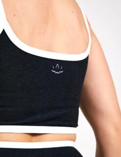 Beyond Yoga Spacedye New Moves High Cropped Tank - Darkest Night/Cloud White -Outlet Elevate Activewear Store Beyond Yoga Spacedye New Moves High Cropped Tank SD4679BLA S 0040