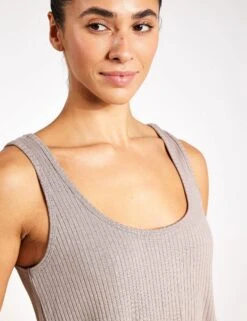 Beyond Yoga Well Traveled Tank - Birch 6 Beyond Yoga Well Traveled Tank - Birch -Outlet Elevate Activewear Store Beyond Yoga WELL TRAVELED TANK NK4683LIG BIRCH 0026