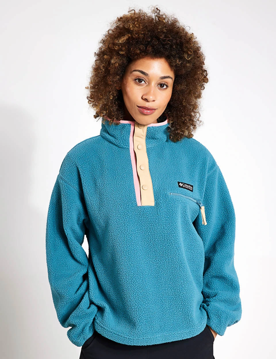 Columbia W Helvetia Cropped 1/2 S-Cloudburst, Can-Vista Blue, Spring Blue 1 Columbia W Helvetia Cropped 1/2 S-Cloudburst, Can-Vista Blue, Spring Blue