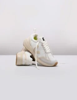 Veja Condor 2 - Alveomesh White/Pierre -Outlet Elevate Activewear Store Condor 2 Alveomesh White Pierre1A2A9087