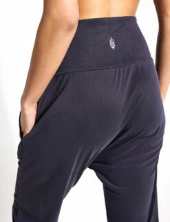 Echo Hareem - Black -Outlet Elevate Activewear Store FP Movement free people movement echo hareem black OB799957 0010S 0004