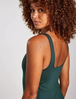 Tommy Dress - Moss 9 Tommy Dress - Moss -Outlet Elevate Activewear Store GIRLFRIEND TOMMY DRESS 6083 GG MOSS 0020