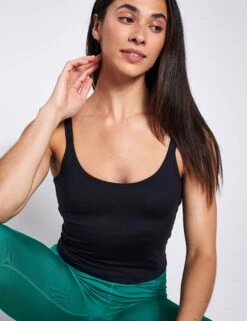 Gemma Scoop Tank - Black -Outlet Elevate Activewear Store Girlfriend Collective GEMMA SCOOP TANK 1038 JB BLACK 0022