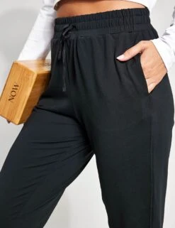 ReSet Jogger - Black -Outlet Elevate Activewear Store Girlfriend Collective RESET SLIM STRAIGHT JOGGER 6016 JB BLACK 0021