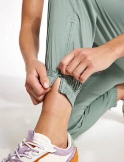 Summit Track Pant - Chinoiserie 9 Summit Track Pant - Chinoiserie -Outlet Elevate Activewear Store Girlfriend Collective Summit Track Pant 6011 HG Chinoiserie hg 0003