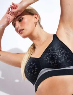 Freedom To Move High Impact Sports Bra A-E - Black Mix -Outlet Elevate Activewear Store Goodmove Freedom To Move High Impact Sports Bra A E T336351 Black Mix 0040