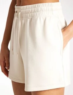 Relaxed High Waisted Shorts - Beige -Outlet Elevate Activewear Store Goodmove Luxe short 6599A BEI 0007