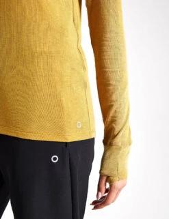 Merinotec Crew Neck Walking Top - Dark Ochre 7 Merinotec Crew Neck Walking Top - Dark Ochre -Outlet Elevate Activewear Store Goodmove MERINOTEC ROUND NECK HIKE TOP 5939 DO DARK OCHRE 0016