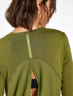 Kendall Long Sleeve Top - Army Green -Outlet Elevate Activewear Store Lilybod Kendall Longsleeve LT88 AG Army Green 0024