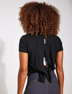 Kendall Tee - Tarmac Black 8 Kendall Tee - Tarmac Black -Outlet Elevate Activewear Store Lilybod Kendell Short Sleeve Top LT82B BL Black Leera Rib Tank LT73 OG Olive Green 0029