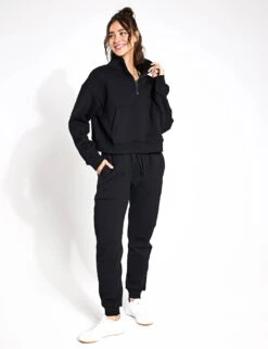 Rihanna Sweat - Black 7 Rihanna Sweat - Black -Outlet Elevate Activewear Store Lilybod RIHANNA 1 4 ZIP UP SWEAT LT77 JB Black 0017