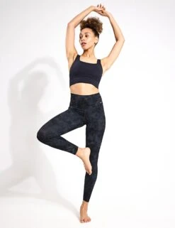 Nike Alate Ellipse Longline Sports Bra - Black/Sail -Outlet Elevate Activewear Store NIKE alate ellipse longline sports bra black sail do6619 010 ZYM143 0062