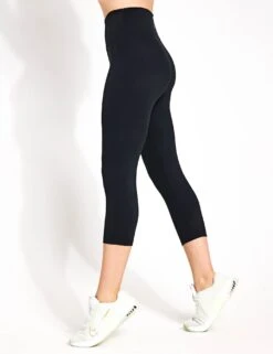Nike One High Waisted Crop Leggings - Black