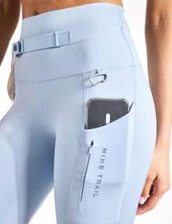 Nike Go Trail High Waisted 7/8 Leggings - Light Armory Blue/Light Orewood Brown/Khaki 10 Nike Go Trail High Waisted 7/8 Leggings - Light Armory Blue/Light Orewood Brown/Khaki -Outlet Elevate Activewear Store Nike go trail hw 7 8 leggings blue brown khaki fn2664 440 FN2664 440S 0561