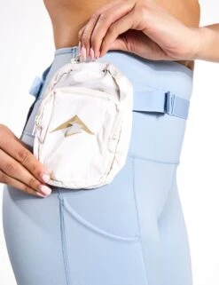 Nike Go Trail High Waisted 7/8 Leggings - Light Armory Blue/Light Orewood Brown/Khaki 11 Nike Go Trail High Waisted 7/8 Leggings - Light Armory Blue/Light Orewood Brown/Khaki -Outlet Elevate Activewear Store Nike go trail hw 7 8 leggings blue brown khaki fn2664 440 FN2664 440S 0562