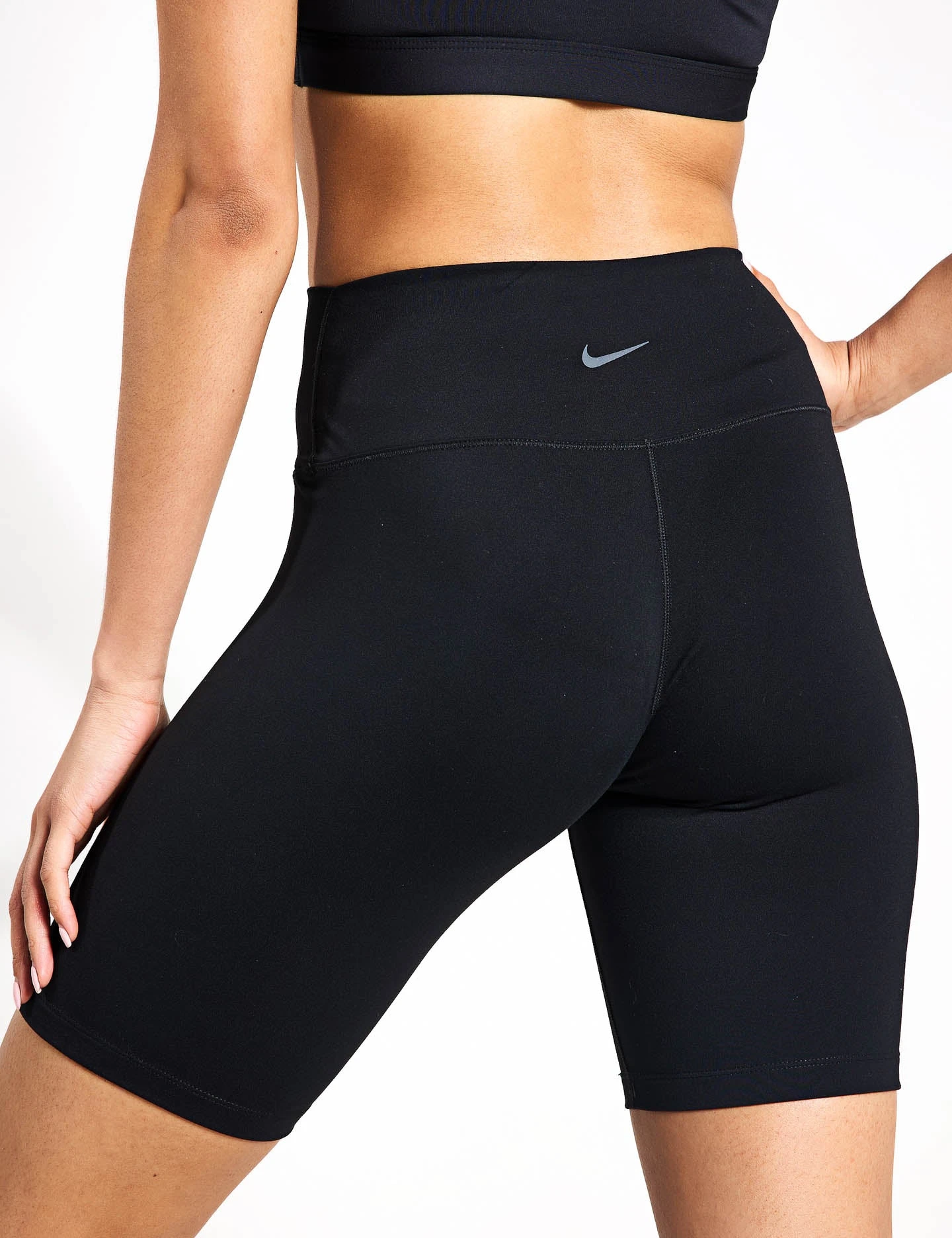 Nike One High Waisted 8" Biker Shorts - Black 4 Nike One High Waisted 8" Biker Shorts - Black - Image 4