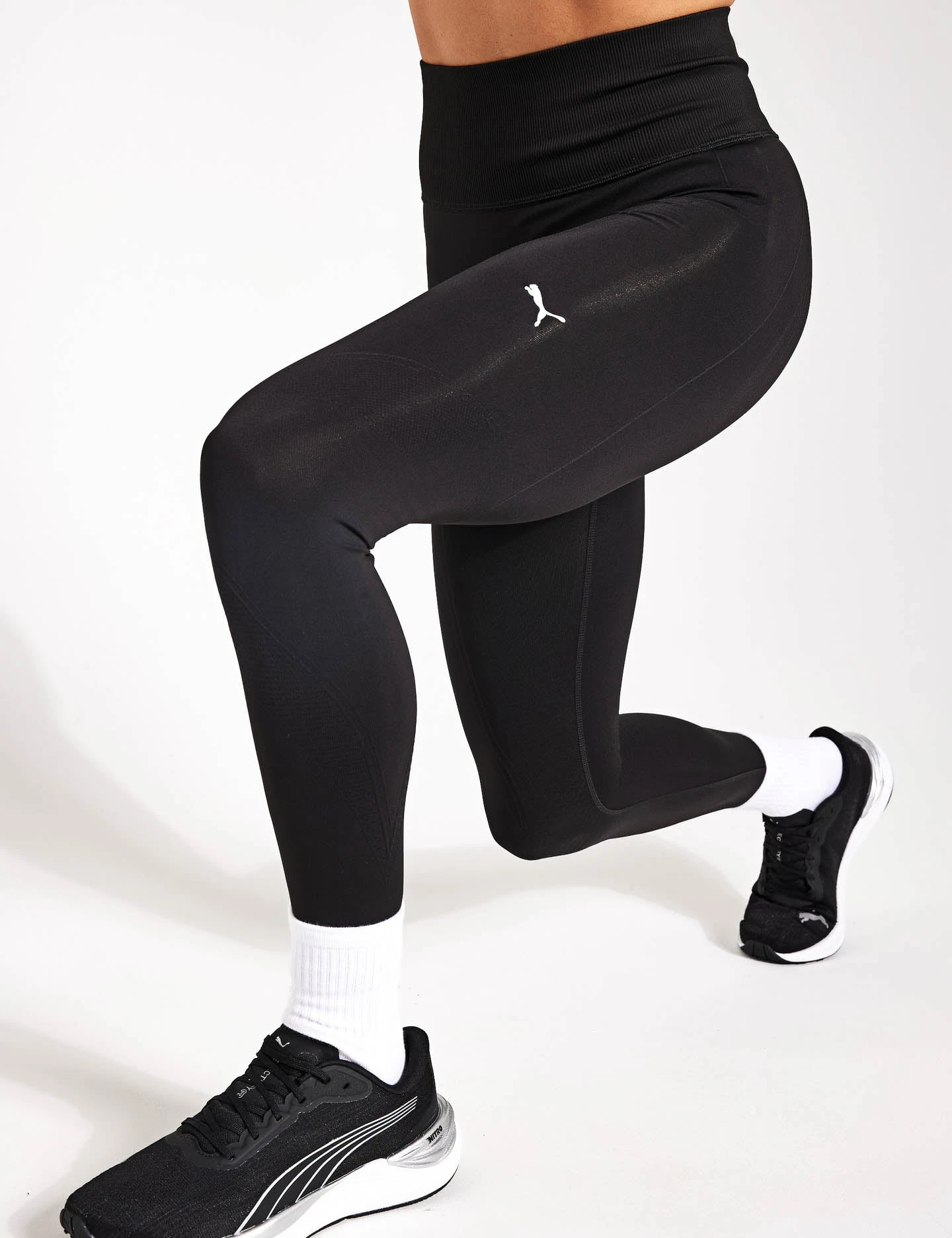 Puma SHAPELUXE Seamless Tights - Black 3 Puma SHAPELUXE Seamless Tights - Black - Image 3