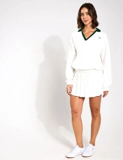 Reebok Classics Retro Court Coverup - Chalk -Outlet Elevate Activewear Store Reebok Layer Classics Retro Court Coverup Chalk 0015