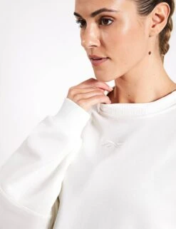 Reebok Lux Oversized Crew - Chalk 7 Reebok Lux Oversized Crew - Chalk -Outlet Elevate Activewear Store Reebok Lux Oversized Crew Chalk 100076140 Chalk 0036