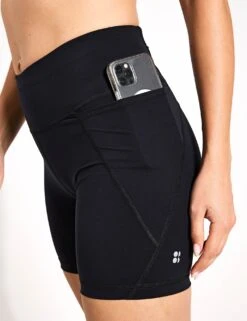 Sweaty Betty Power 6" Cycling Shorts - Black -Outlet Elevate Activewear Store Sweaty Betty Power 6 Cycling Shorts Black SB4822P RS 0005