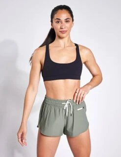 Vuori Daily Bra - Black -Outlet Elevate Activewear Store VUORI DAILY BRA VW158 BLK BLACK 0010