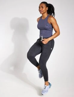 Vuori Mudra Plyo Tank - Azure Heather -Outlet Elevate Activewear Store VUORI MUDRA PLYO TANK VW1009 HAZ AZURE HEATHER 0017