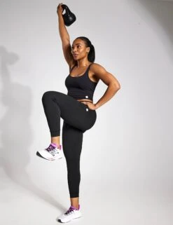 Vuori Performance Jogger - Black Heather -Outlet Elevate Activewear Store VUORI PERFORMANCE JOGGER VW303 HBK BLACK HEATHER 0001