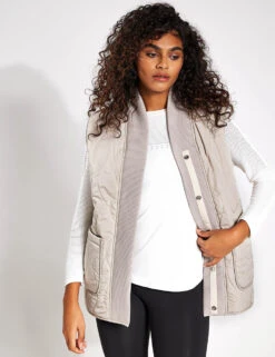 Varley Covey Reversible Quilt Gilet - Dove/Sandshell -Outlet Elevate Activewear Store Varley Covey Reversible Quilt Gilet VAR01598 Dove Sandshell 0003