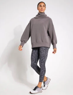 Varley Milton Sweat - Deep Charcoal -Outlet Elevate Activewear Store Varley Milton Sweat VAR01116 Deep Charcoal 0012