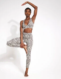 Varley Move Walsh Bra - Roasted Cashew Brushed Spot -Outlet Elevate Activewear Store Varley Move Walsh Bra VAR01919 RCBS Roasted Cashew Brushed Spot 0015