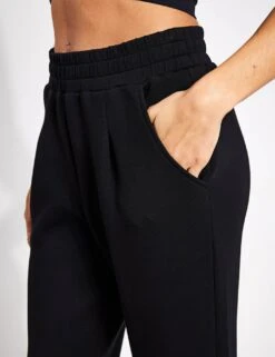 Varley The Rolled Cuff Pant 25" - Black -Outlet Elevate Activewear Store Varley The Rolled Cuff Pant 25 VAR01922 BLA 0004