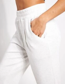 Varley The Rolled Cuff Pant 25" - Ivory Marl 6 Varley The Rolled Cuff Pant 25" - Ivory Marl -Outlet Elevate Activewear Store Varley The Rolled Cuff Pant 25 VAR01922 IVO 0019