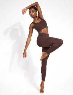 Varley FreeSoft Cori Bra - Coffee Bean 7 Varley FreeSoft Cori Bra - Coffee Bean -Outlet Elevate Activewear Store Varley freesoft cori bra coffee bean VAR01856 COFFS 0002