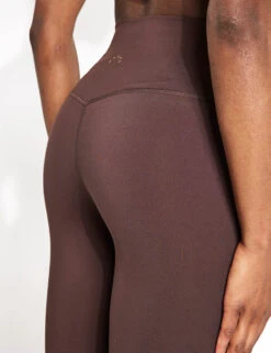 Varley FreeSoft High Waisted Legging 25 - Coffee Bean 6 Varley FreeSoft High Waisted Legging 25 - Coffee Bean -Outlet Elevate Activewear Store Varley freesoft hw legging 25 coffee bean VAR01817 COFS 0004