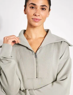 Varley Yates Half-Zip Sweat - Seagrass 6 Varley Yates Half-Zip Sweat - Seagrass -Outlet Elevate Activewear Store Varley yates half zip sweat VAR01657 SEA seagrass 0024