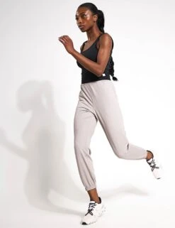 Vuori Boyfriend Jogger - Soft Pewter Heather -Outlet Elevate Activewear Store Vuori Boyfriend Jogger VW457 HEW Soft Pewter Heather 0025