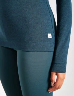 Vuori Halo Essential 1/2 Zip - Beryl Heather -Outlet Elevate Activewear Store Vuori Halo Essential 1 2 Zip Beryl Heather VW284 HBE Beryl Heather 0012